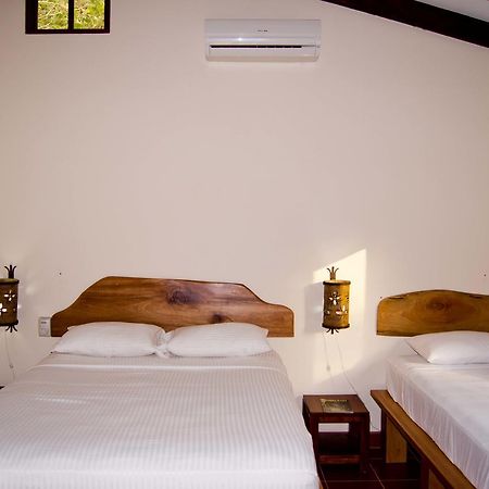 Mamma E Papa Aparthotel Ojochal Exteriör bild